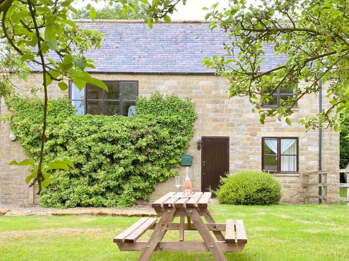 Country Barn On The Hill Villa Whitwell-on-the-Hill Kültér fotó